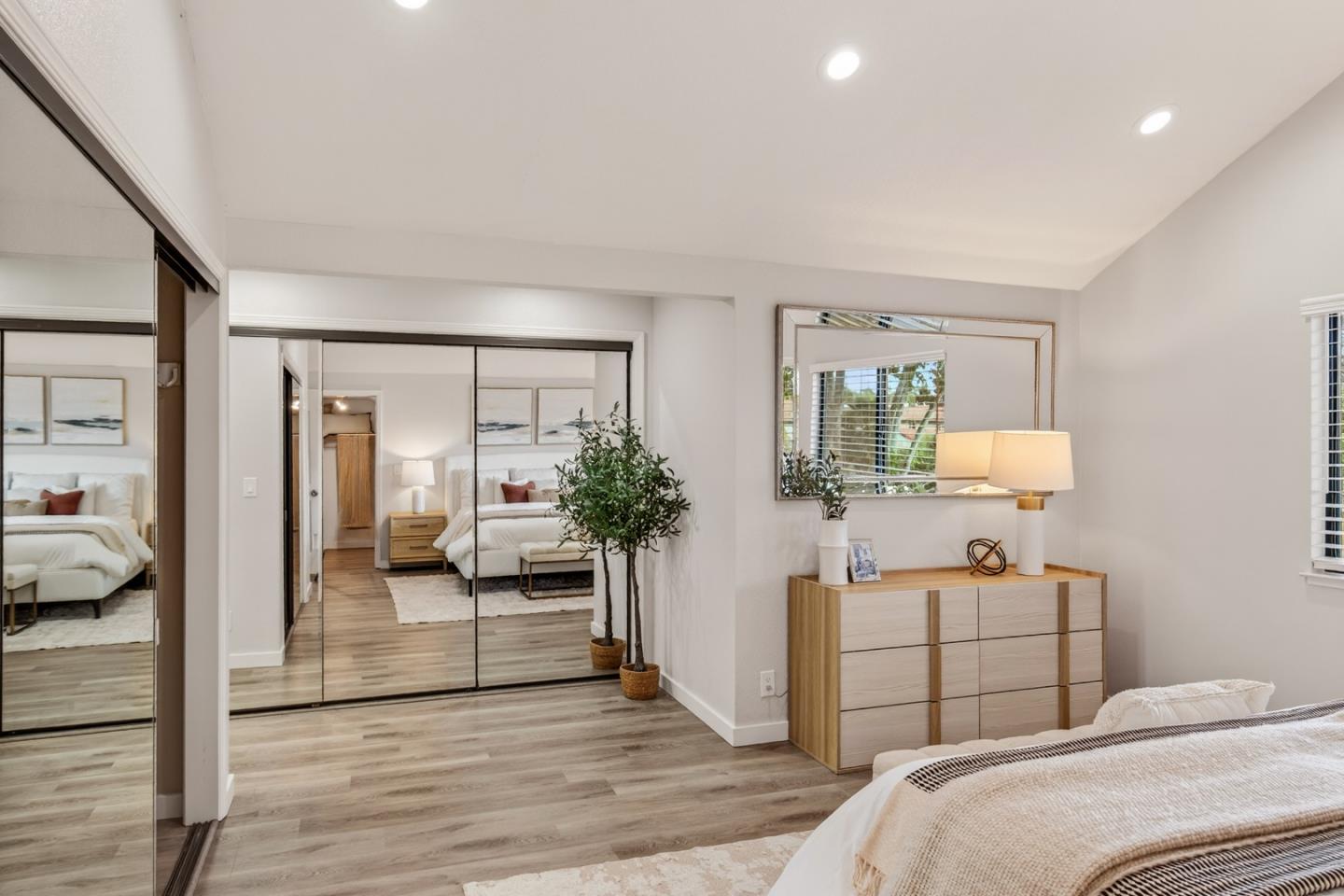 Photo #17: ML82048878 Listing: Photo #17