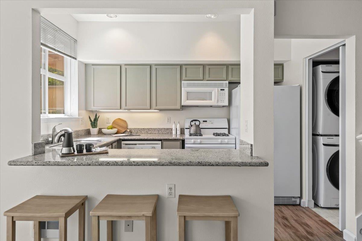 Photo #8: ML82048880 Listing: Photo #8