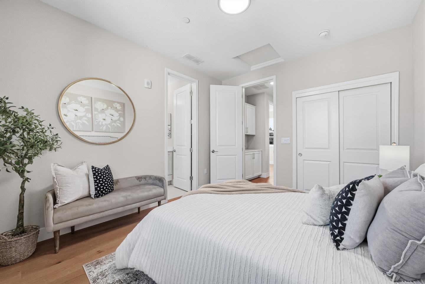 Photo #15: ML82048886 Listing: Photo #15