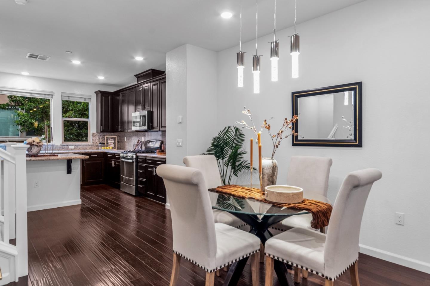 Photo #11: ML82048888 Listing: Photo #11