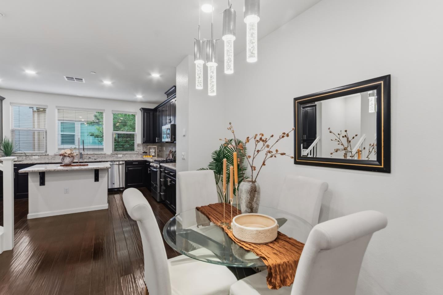 Photo #12: ML82048888 Listing: Photo #12