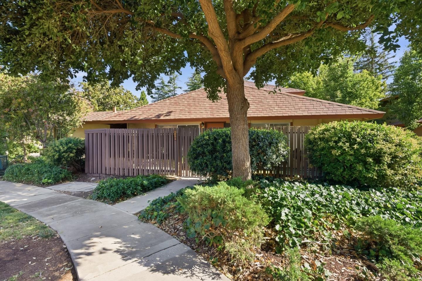 Photo #2: ML82048899 Listing: Photo #2