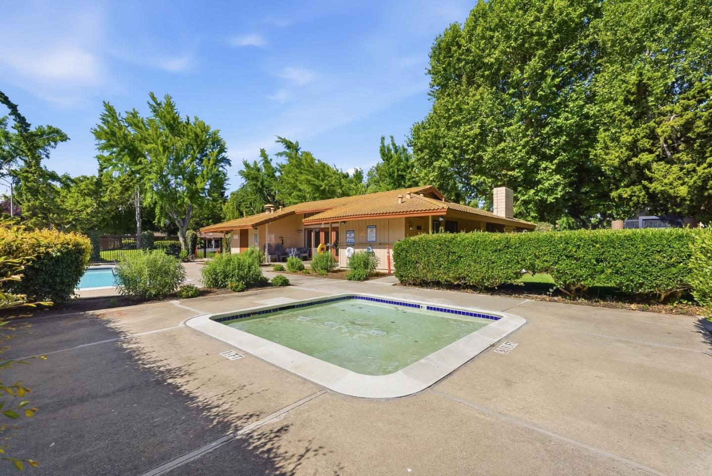 Photo #28: ML82048899 Listing: Photo #28