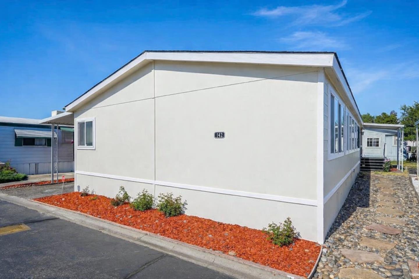 5450 Monterey RD 142, SanJose, CA 95111, Photo 2