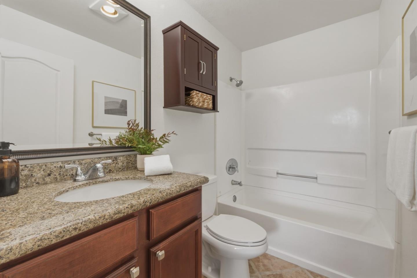 Photo #14: ML82048924 Listing: Photo #14