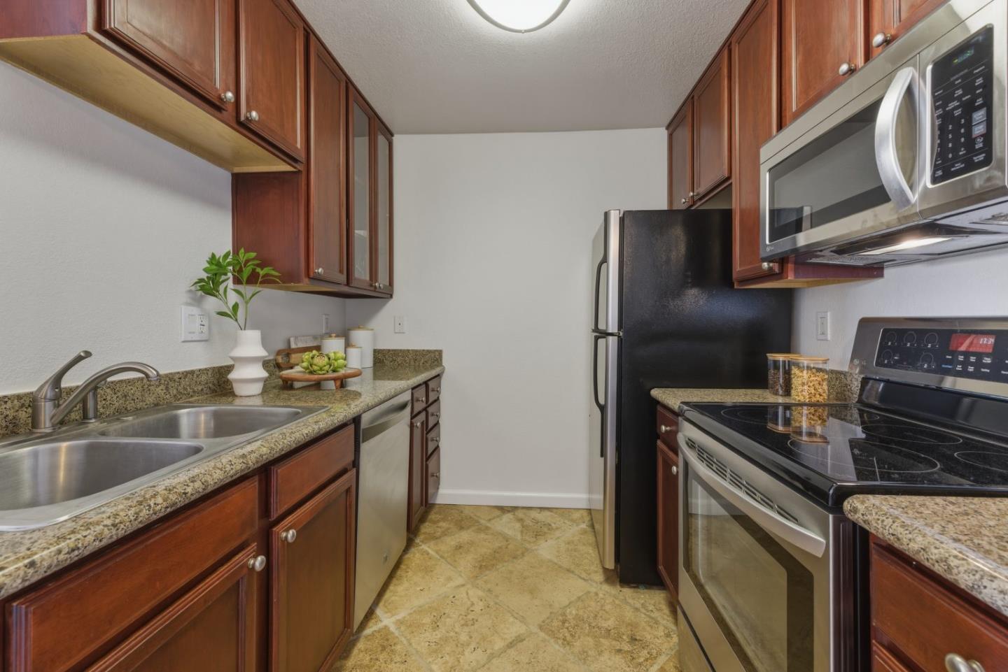 Photo #6: ML82048924 Listing: Photo #6
