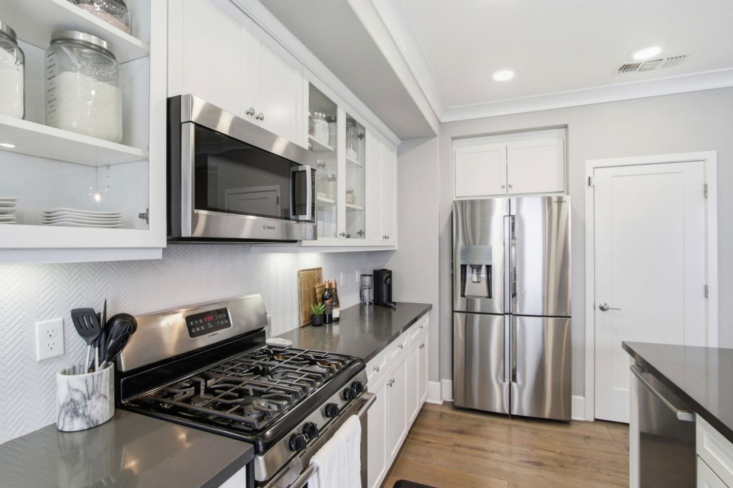 Photo #16: ML82048931 Listing: Photo #16