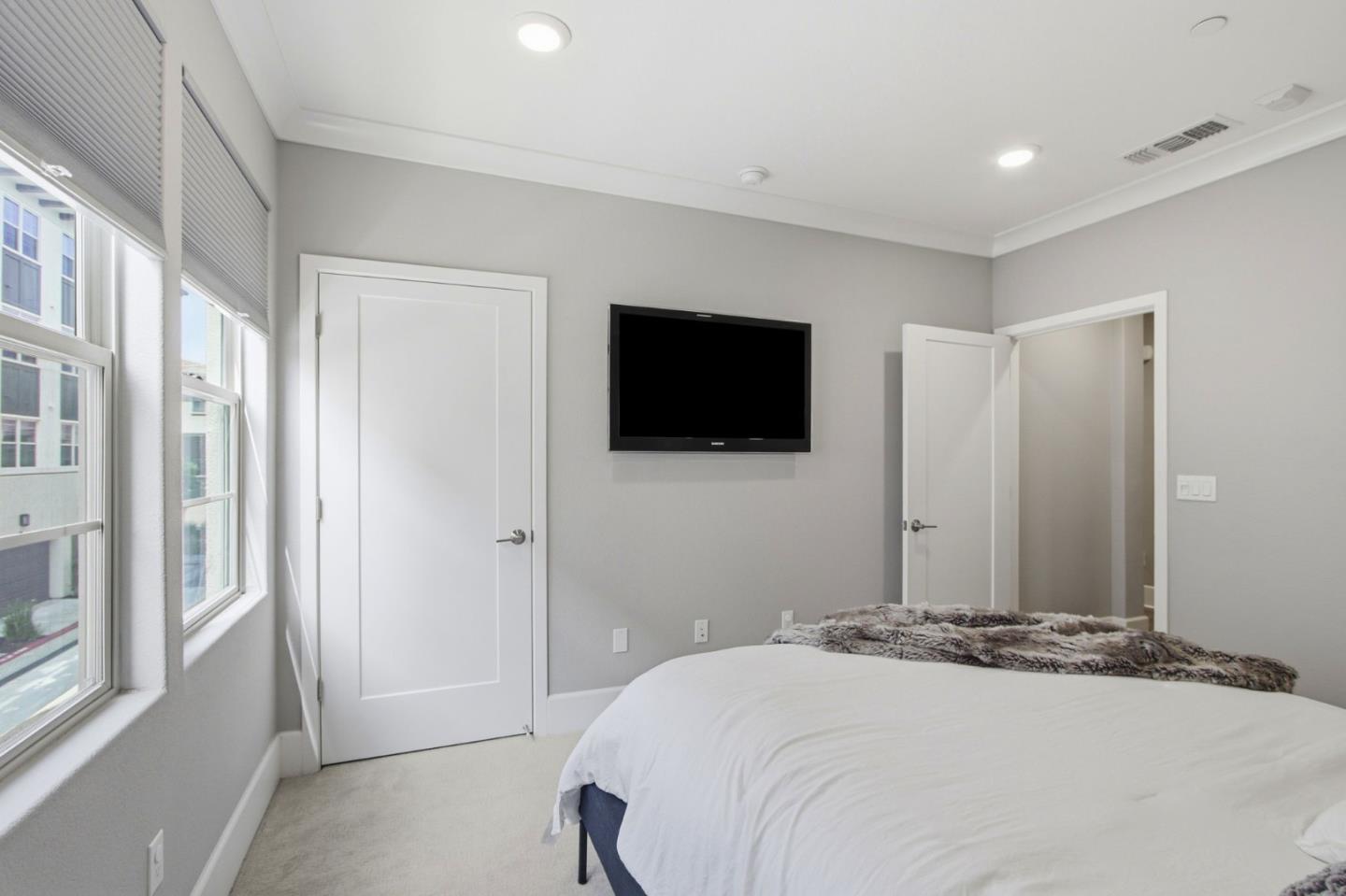 Photo #25: ML82048931 Listing: Photo #25