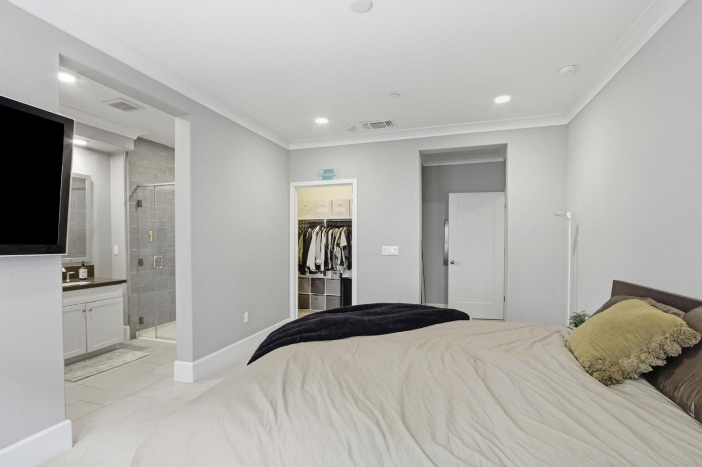 Photo #27: ML82048931 Listing: Photo #27