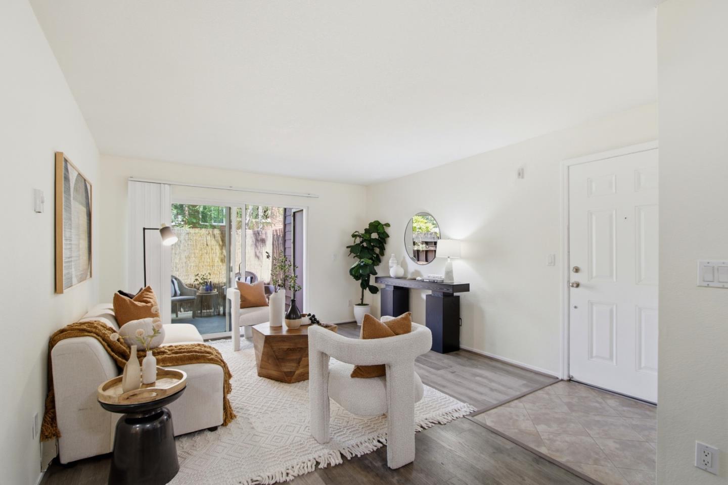 Photo #5: ML82048942 Listing: Photo #5