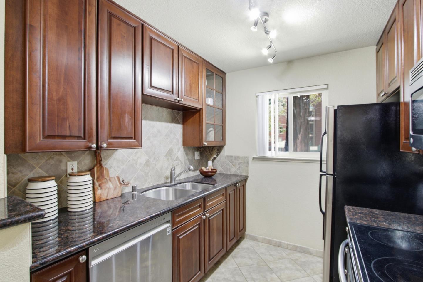 Photo #8: ML82048942 Listing: Photo #8
