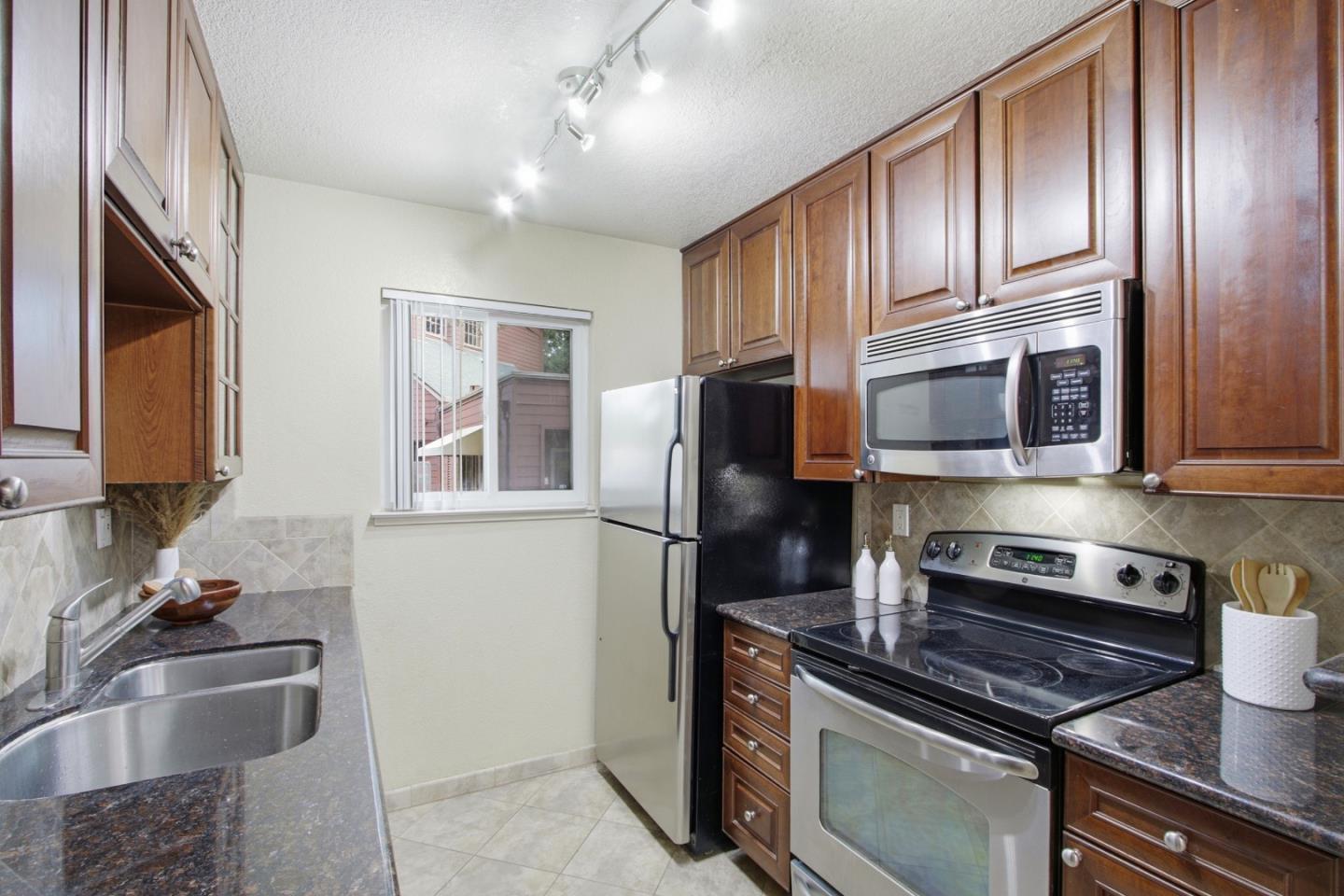 Photo #9: ML82048942 Listing: Photo #9