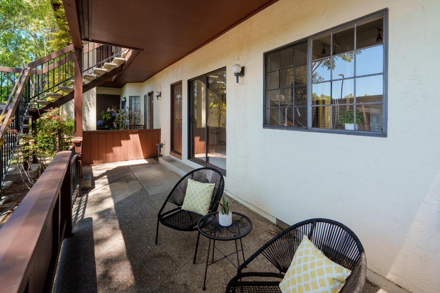 Photo #5: ML82048990 Listing: Photo #5