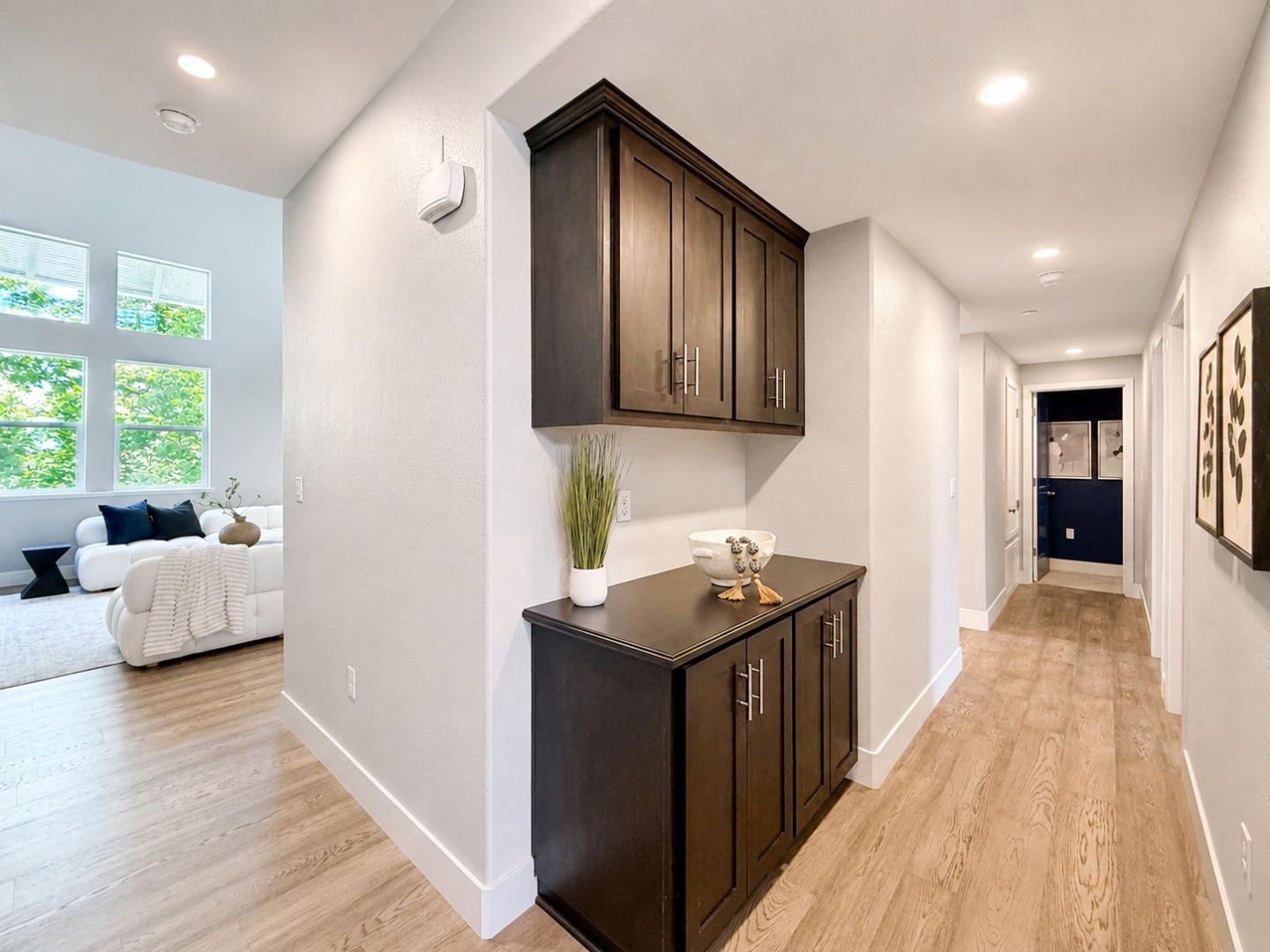 Photo #8: ML82049004 Listing: Photo #8