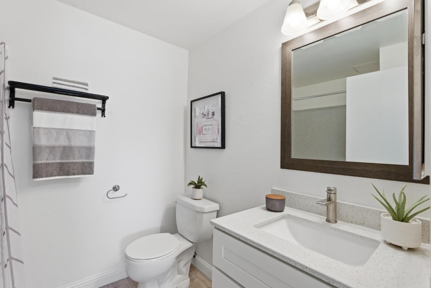 Photo #10: ML82049026 Listing: Photo #10