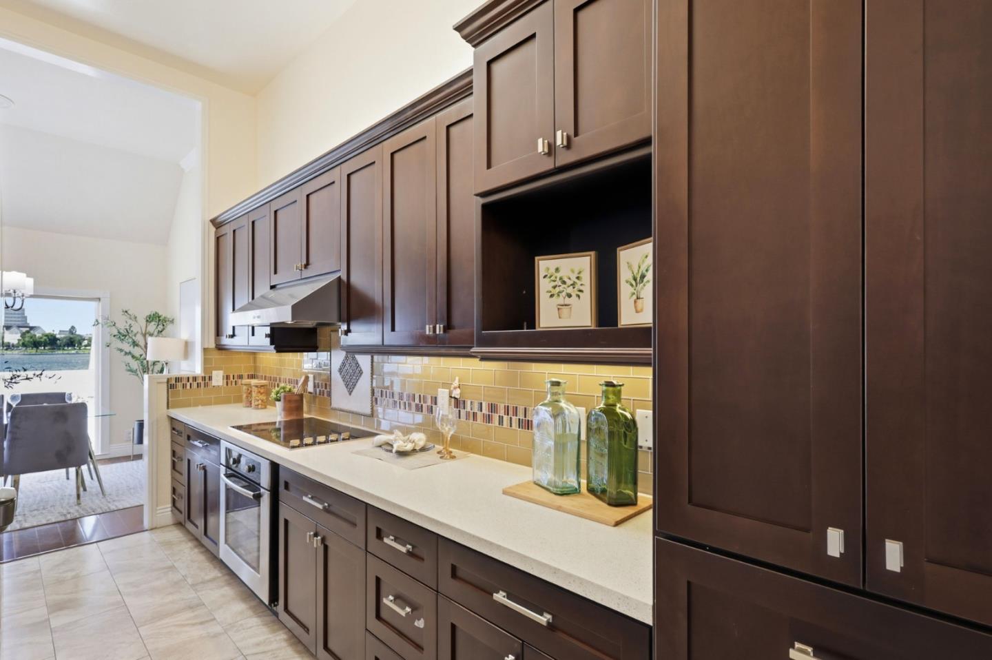 Photo #11: ML82049035 Listing: Photo #11