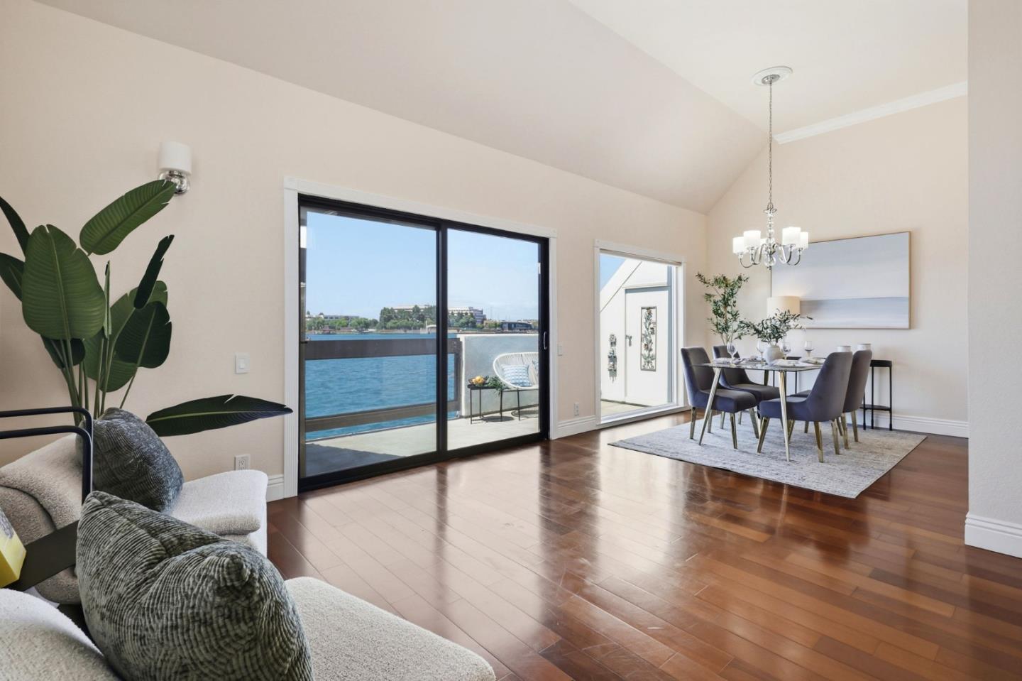 Photo #16: ML82049035 Listing: Photo #16