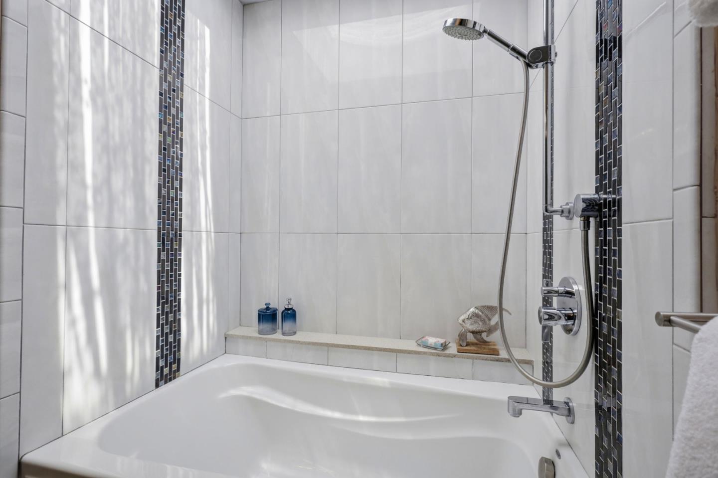 Photo #24: ML82049035 Listing: Photo #24