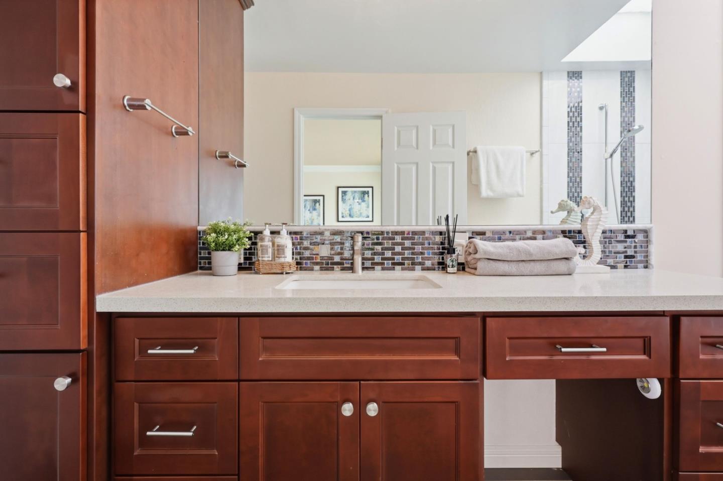 Photo #25: ML82049035 Listing: Photo #25