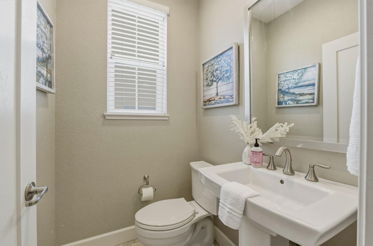 Photo #13: ML82049036 Listing: Photo #13