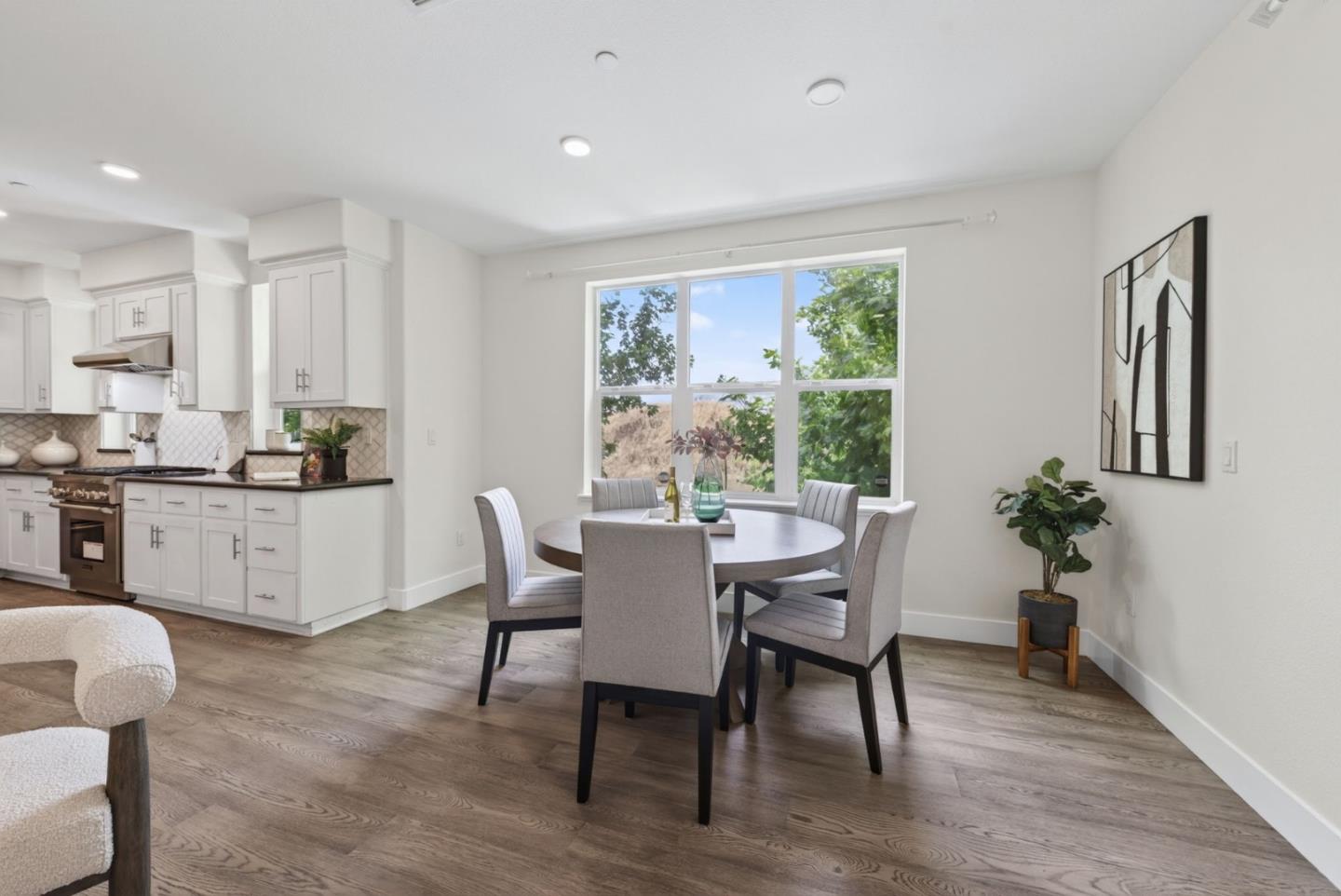 Photo #8: ML82049037 Listing: Photo #8
