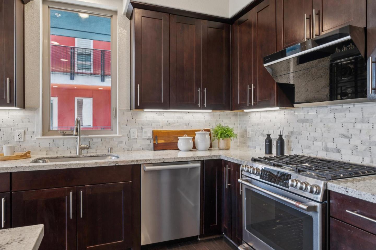 Photo #17: ML82049045 Listing: Photo #17