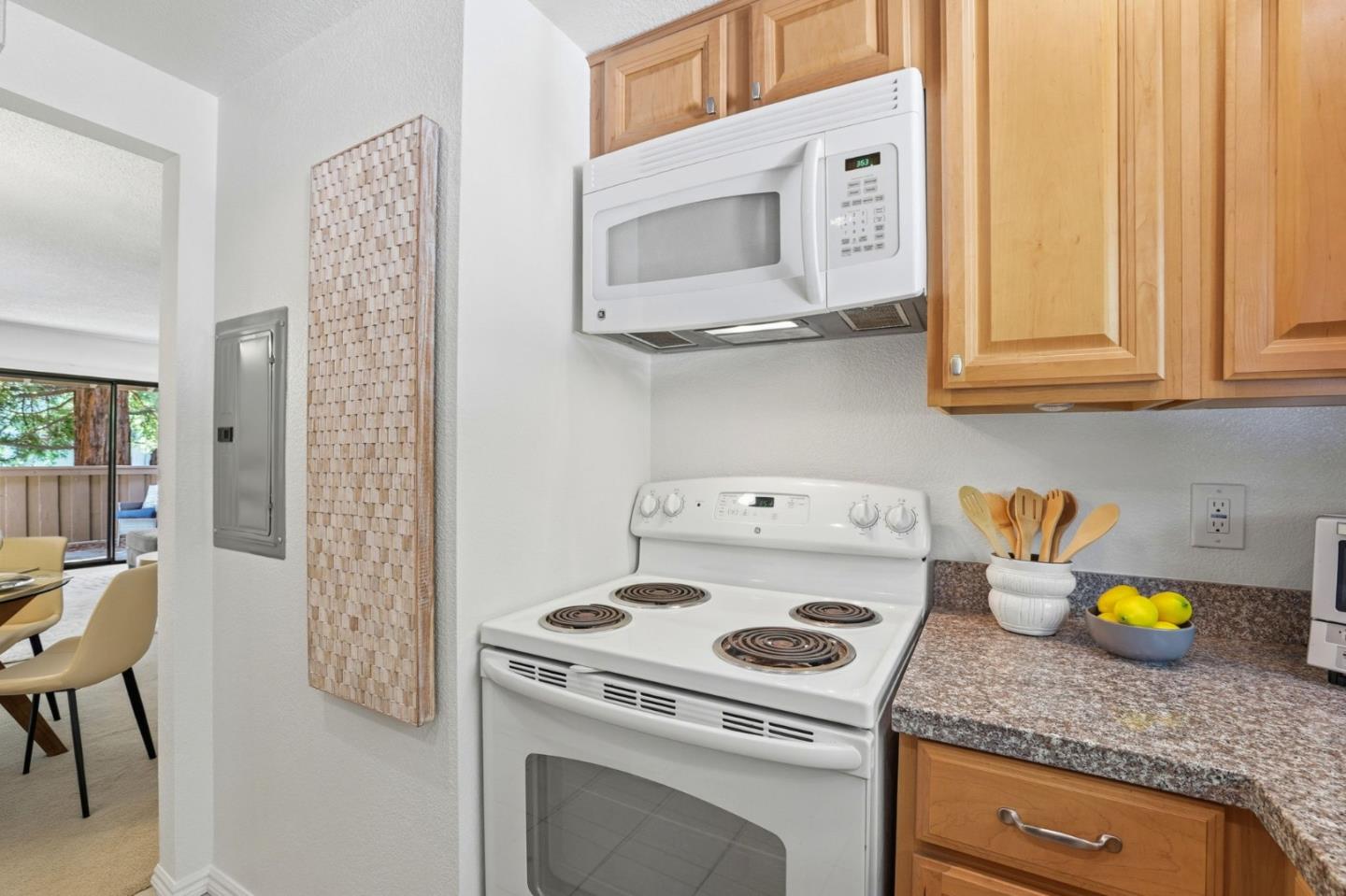 Photo #15: ML82049047 Listing: Photo #15