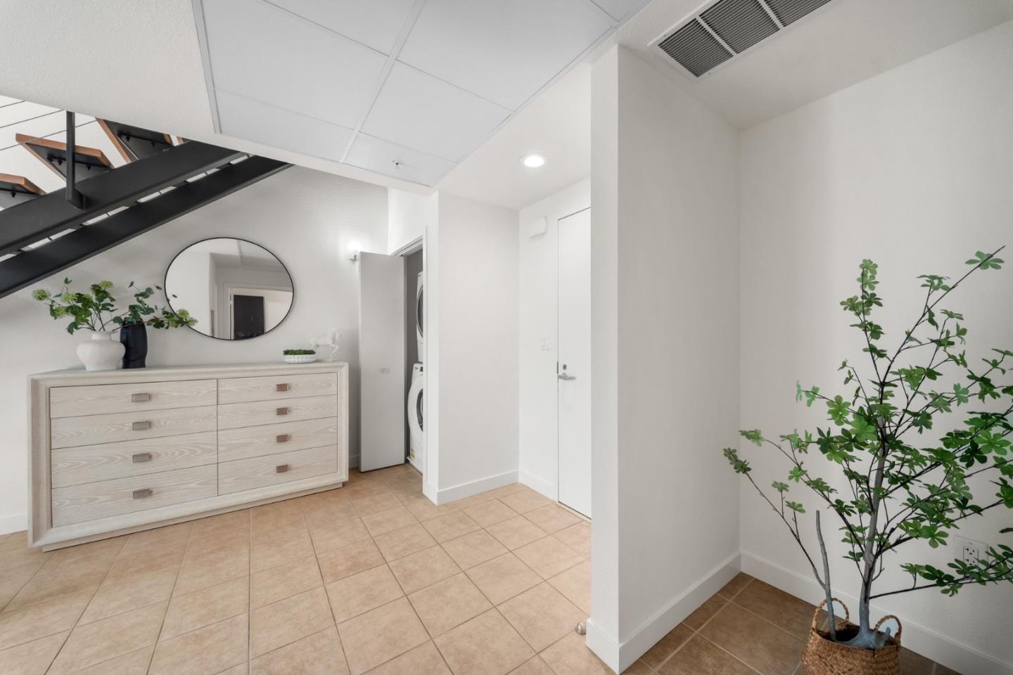 Photo #14: ML82049084 Listing: Photo #14