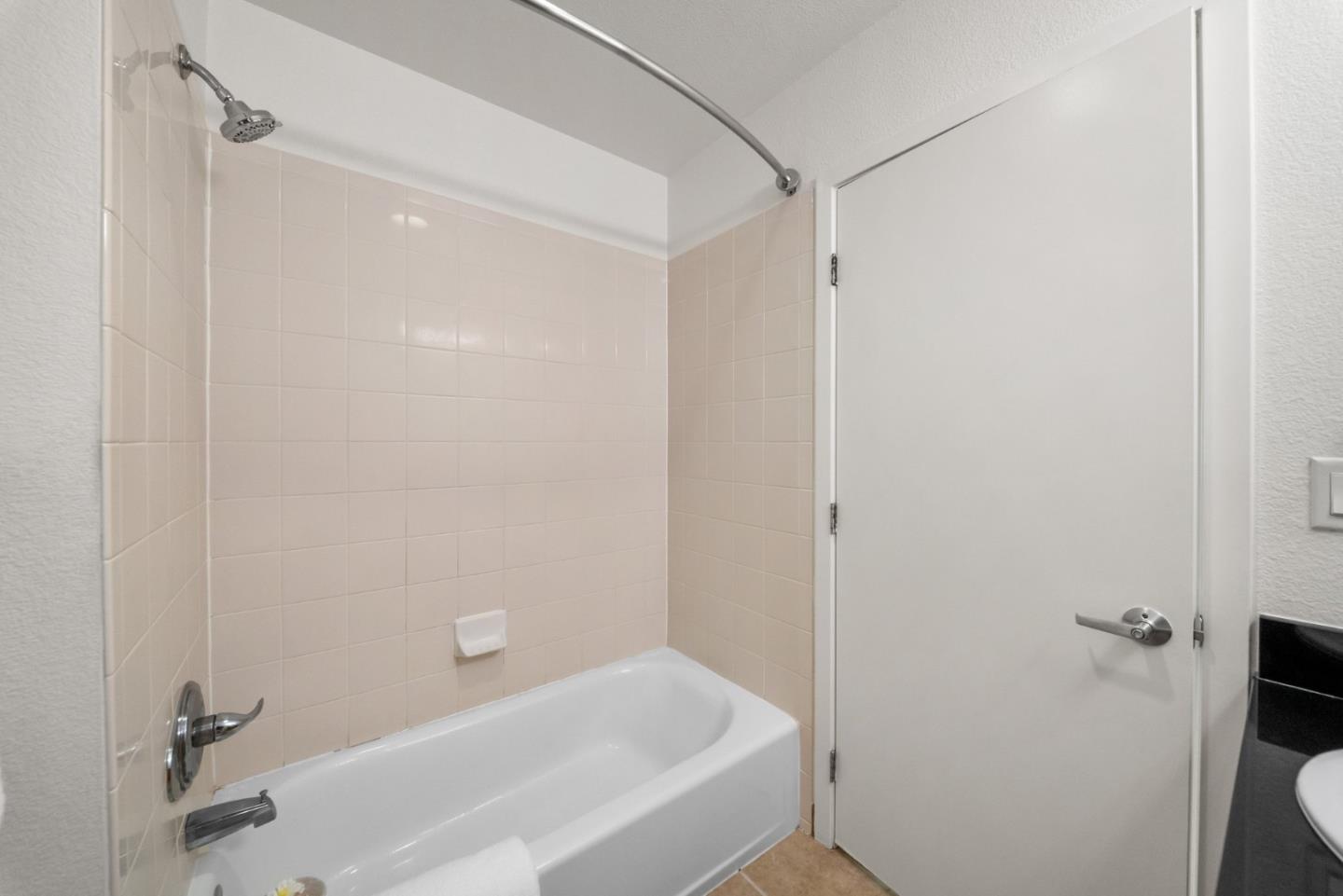 Photo #21: ML82049084 Listing: Photo #21