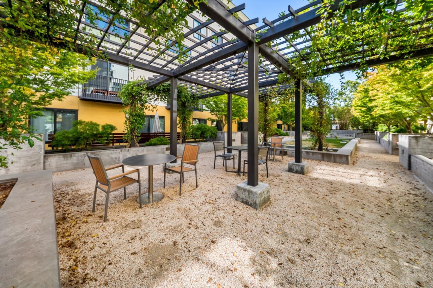 Photo #28: ML82049084 Listing: Photo #28