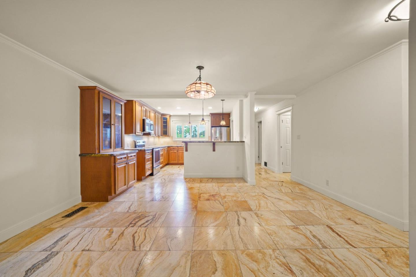 Photo #6: ML82049098 Listing: Photo #6