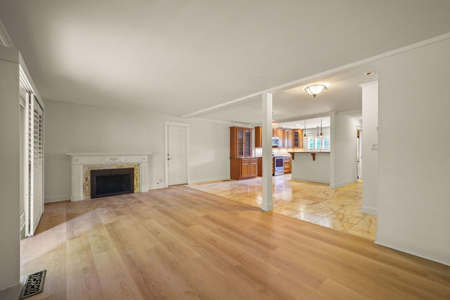 Photo #8: ML82049098 Listing: Photo #8