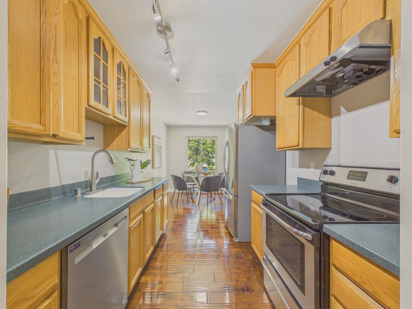 Photo #10: ML82049120 Listing: Photo #10
