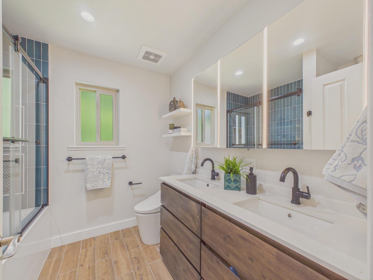 Photo #8: ML82049120 Listing: Photo #8
