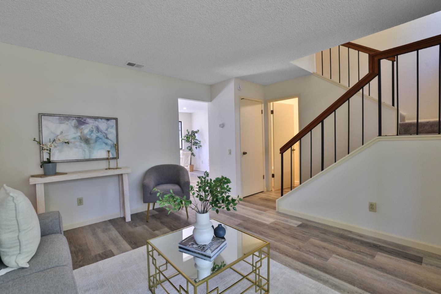 Photo #3: ML82049123 Listing: Photo #3