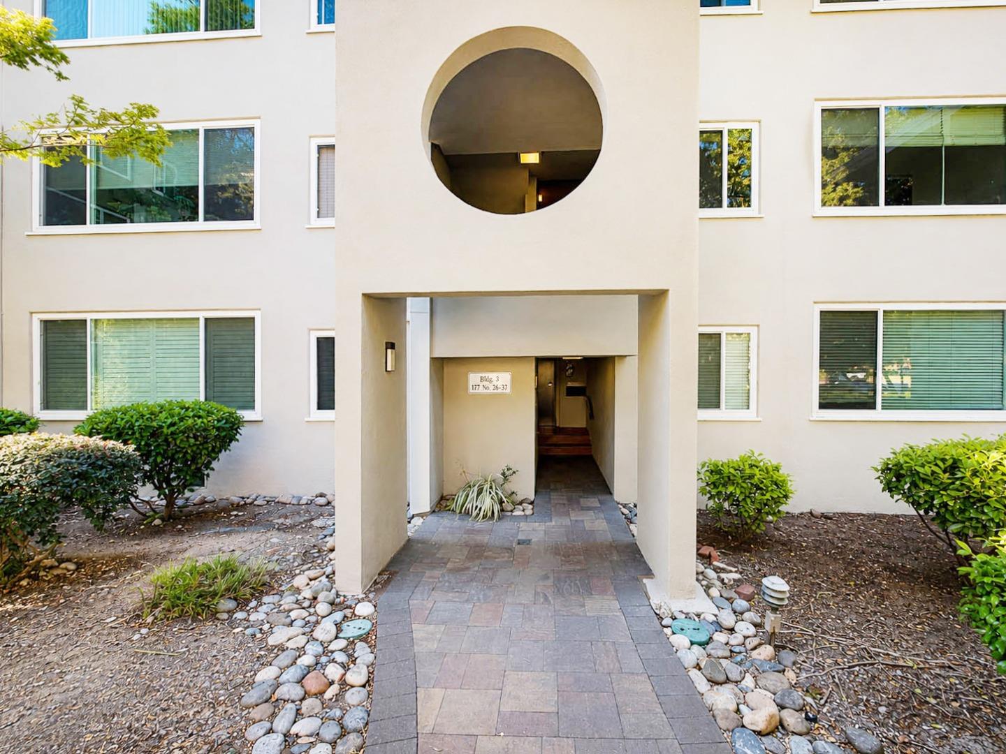 Photo #5: ML82049177 Listing: Photo #5