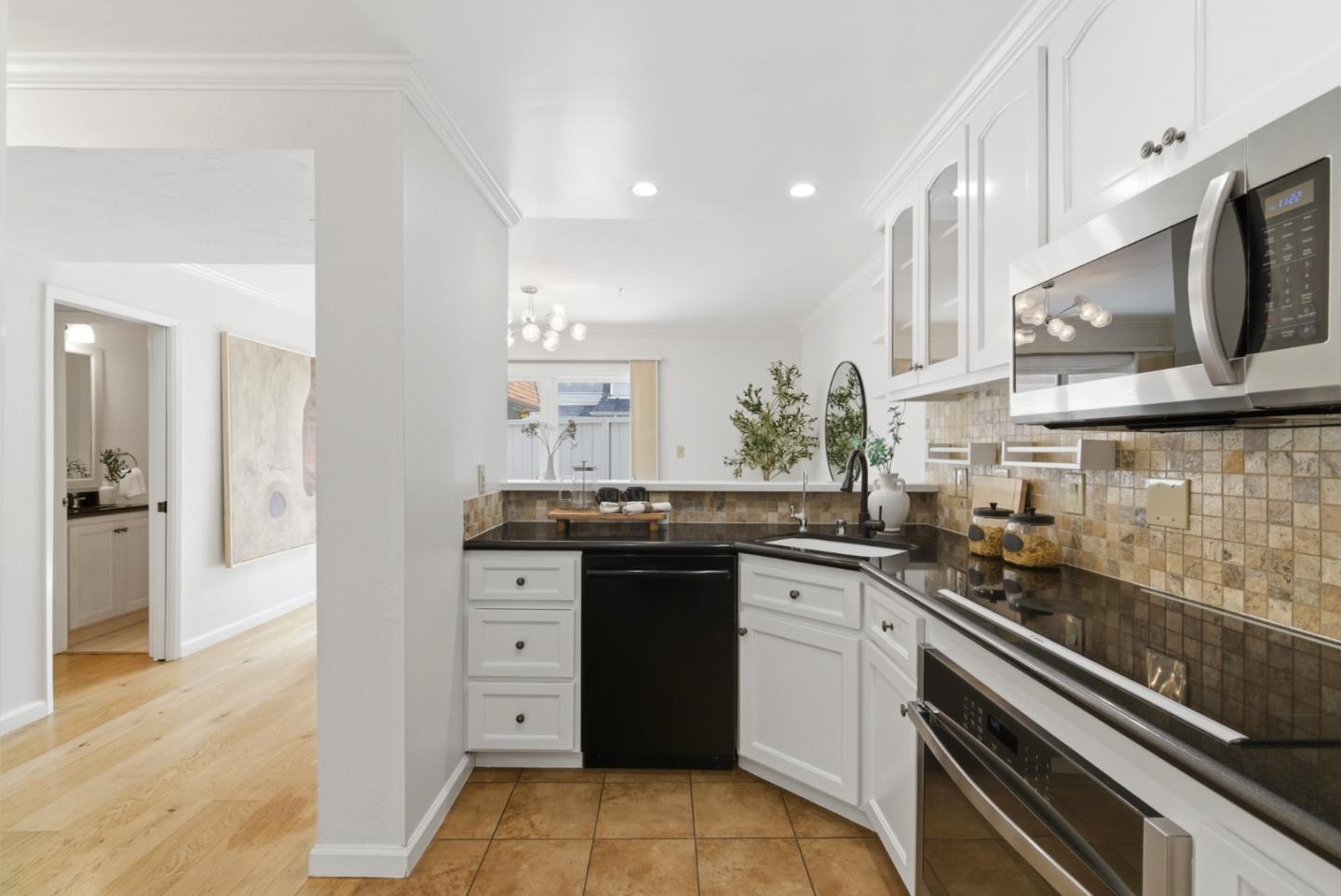 Photo #8: ML82049183 Listing: Photo #8