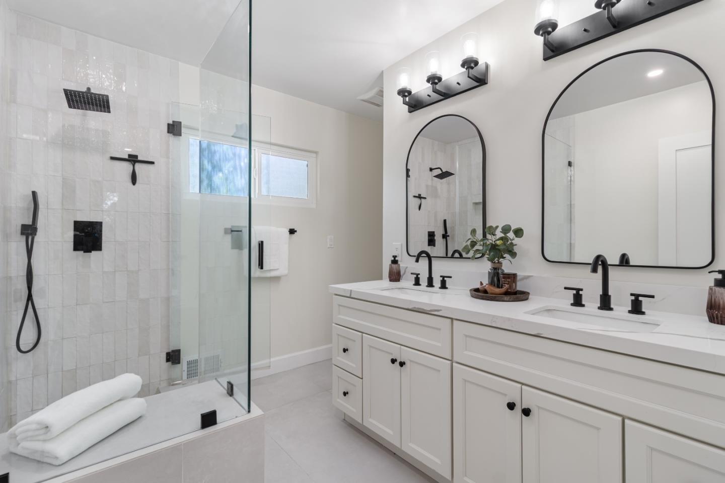 24022 Vanowen St, Los Angeles, CA 91307 photo 20