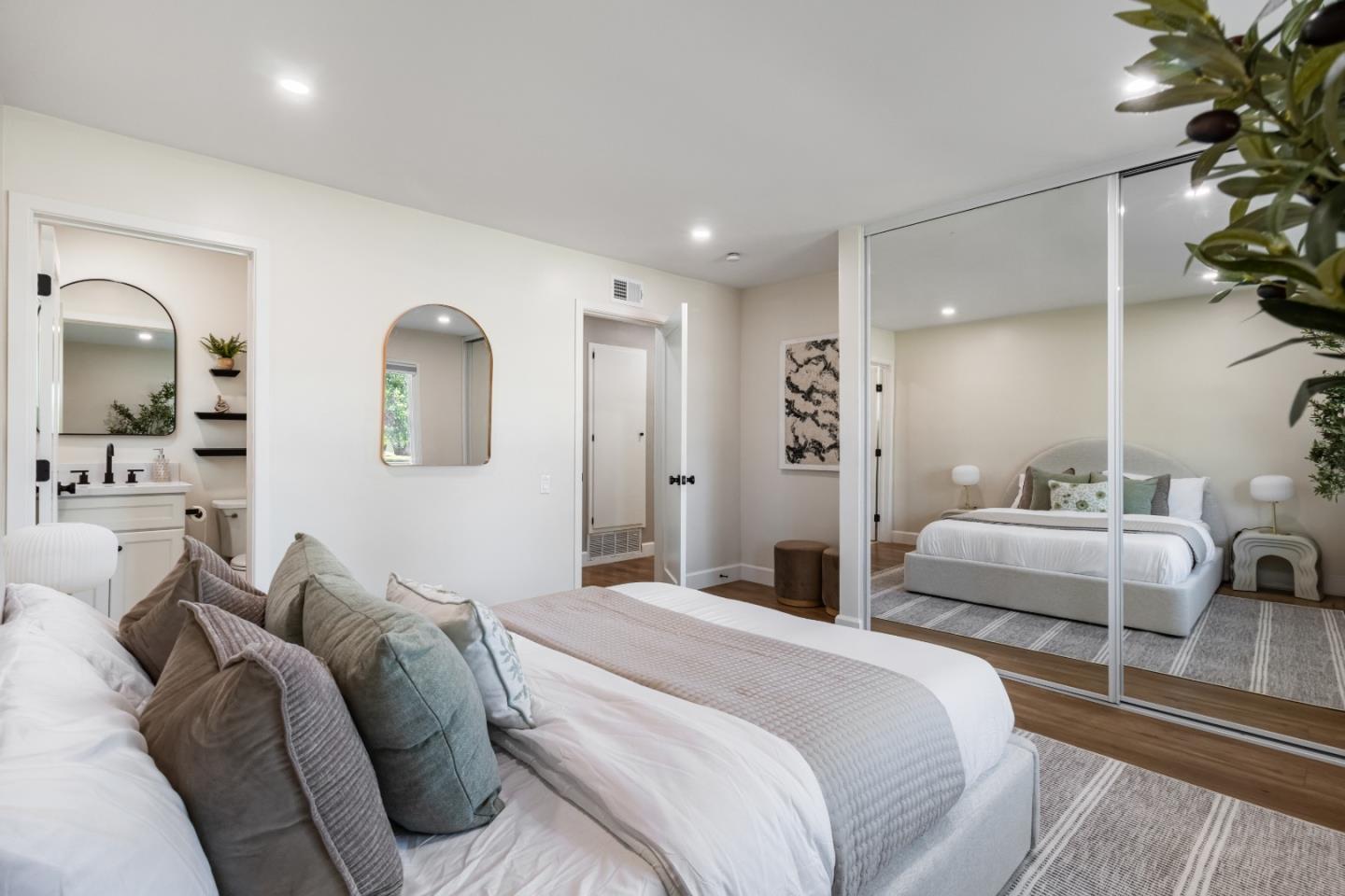 24022 Vanowen St, Los Angeles, CA 91307 photo 27