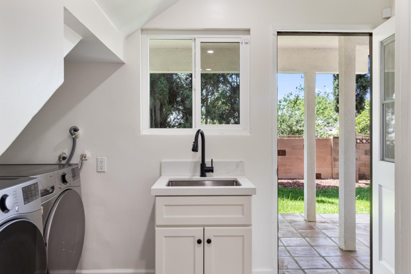 24022 Vanowen St, Los Angeles, CA 91307 photo 30