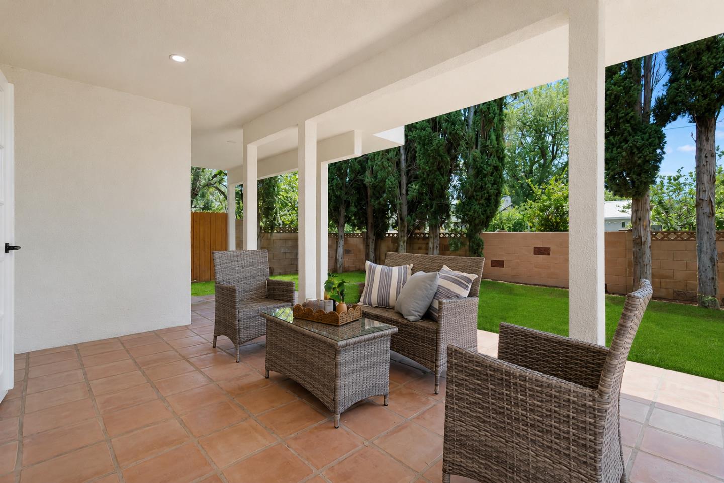 24022 Vanowen St, Los Angeles, CA 91307 photo 33