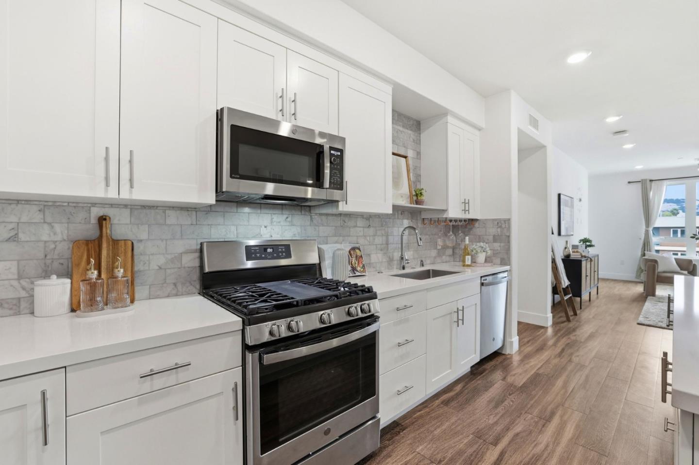Photo #15: ML82049309 Listing: Photo #15