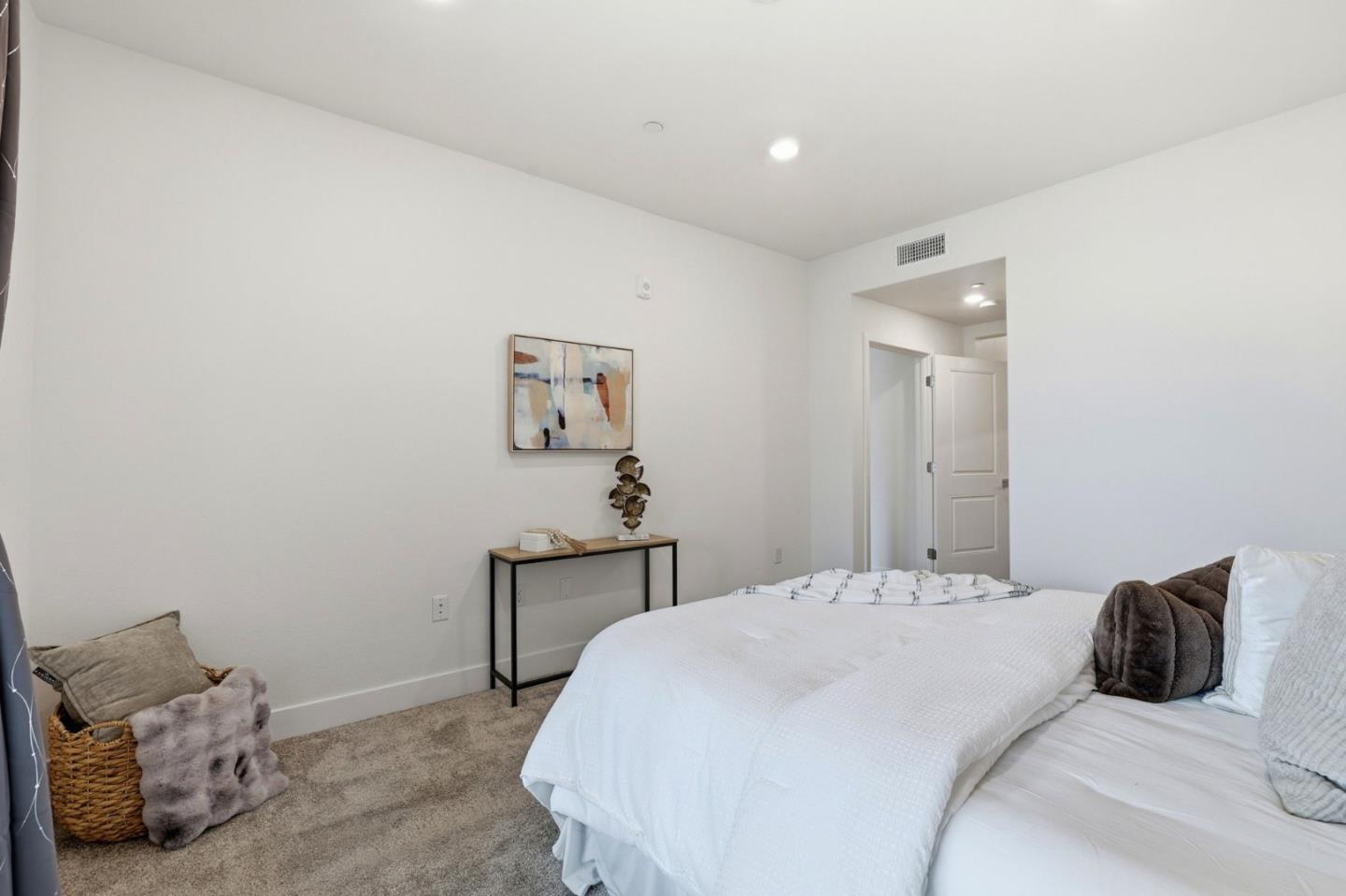 Photo #22: ML82049309 Listing: Photo #22