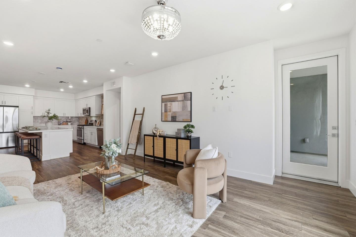 Photo #8: ML82049309 Listing: Photo #8
