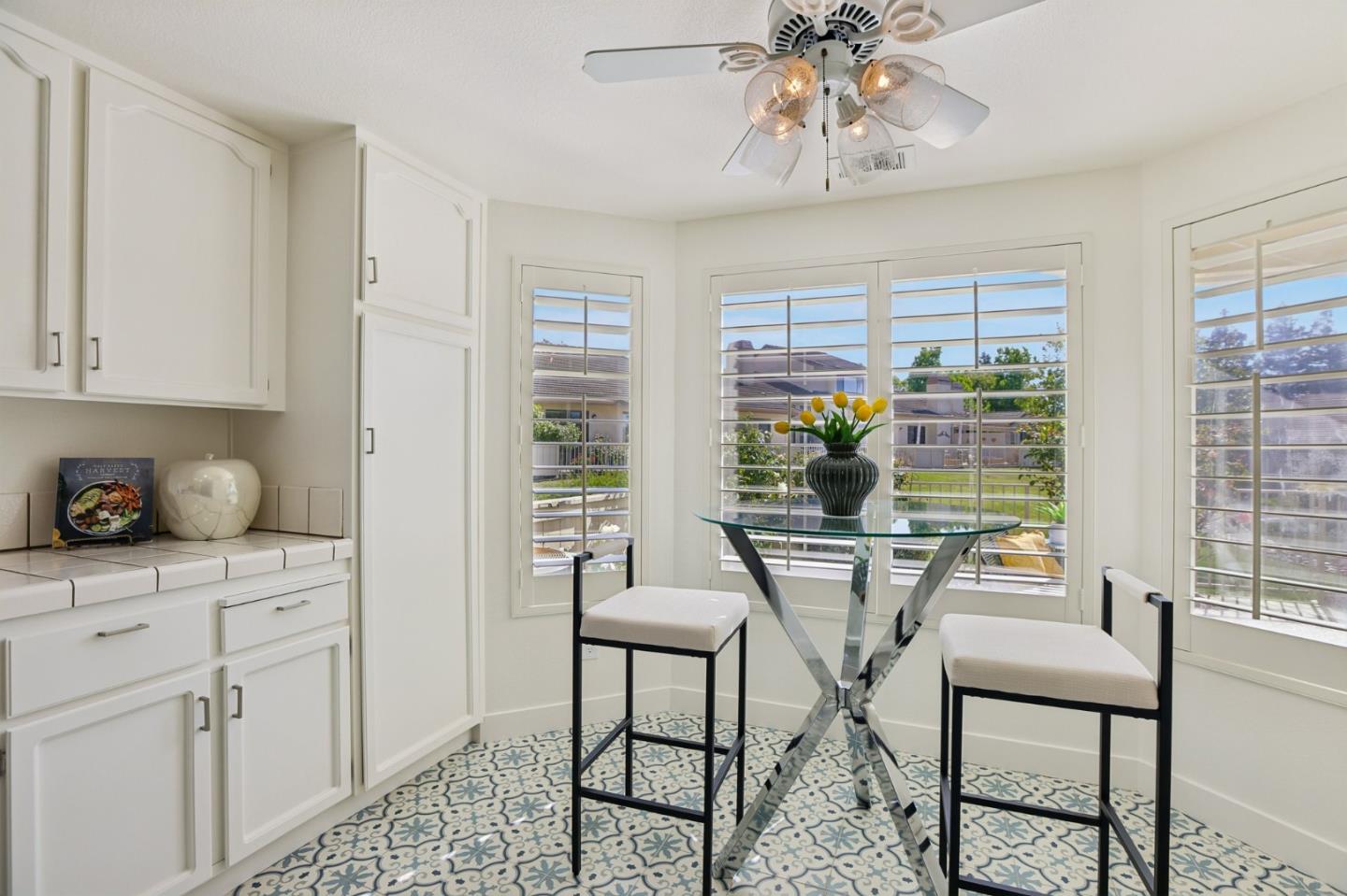 Photo #8: ML82049329 Listing: Photo #8