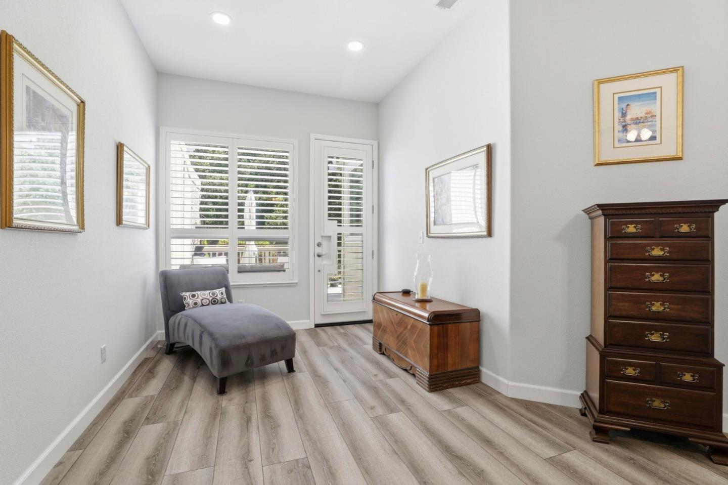 Photo #17: ML82049346 Listing: Photo #17