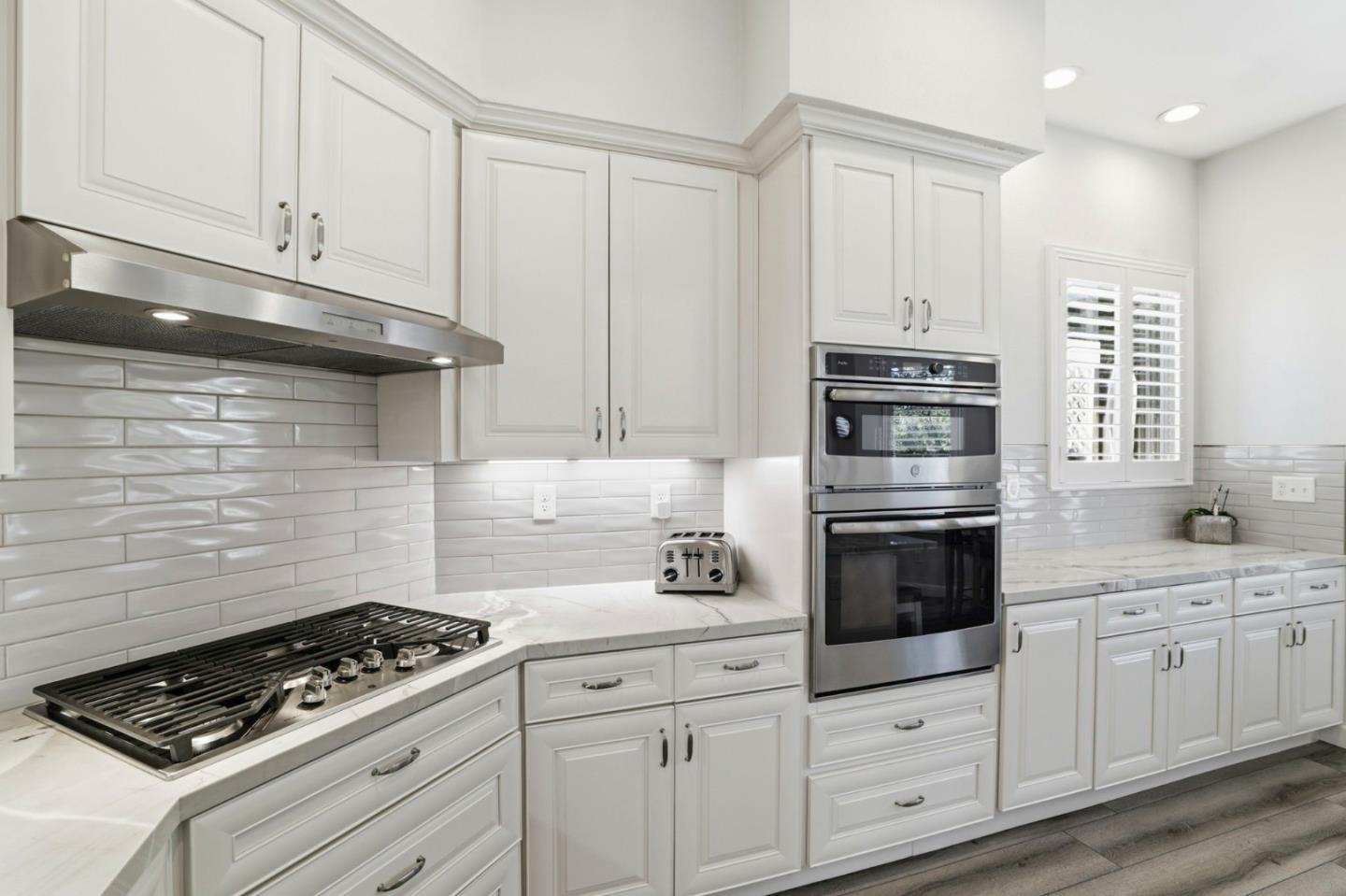 Photo #4: ML82049346 Listing: Photo #4