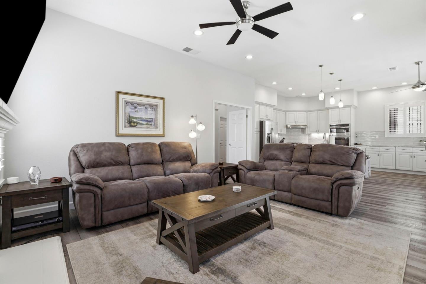 Photo #8: ML82049346 Listing: Photo #8