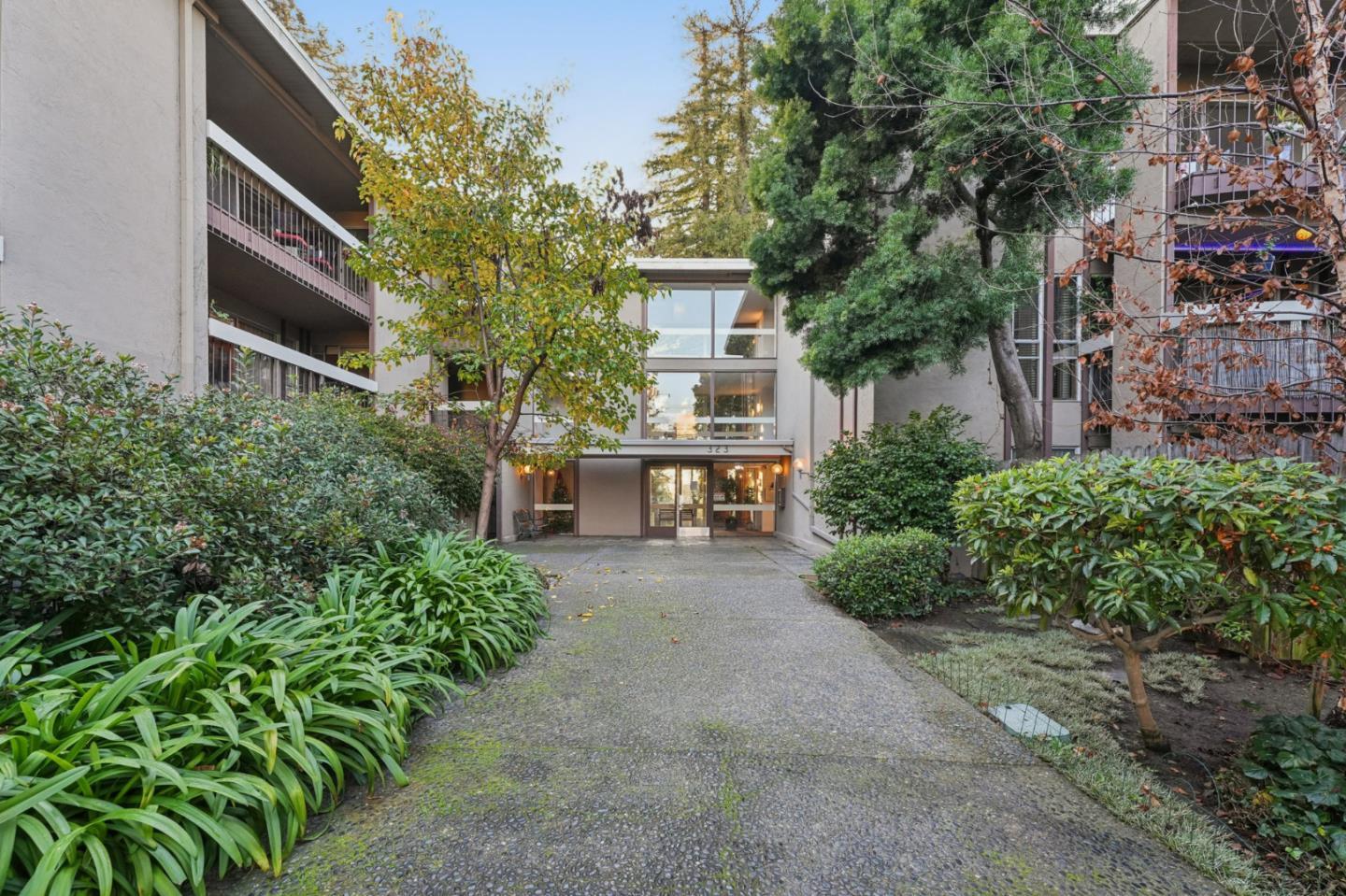 323 Monte Vista AVE 203, Oakland, CA 94611, Photo 3