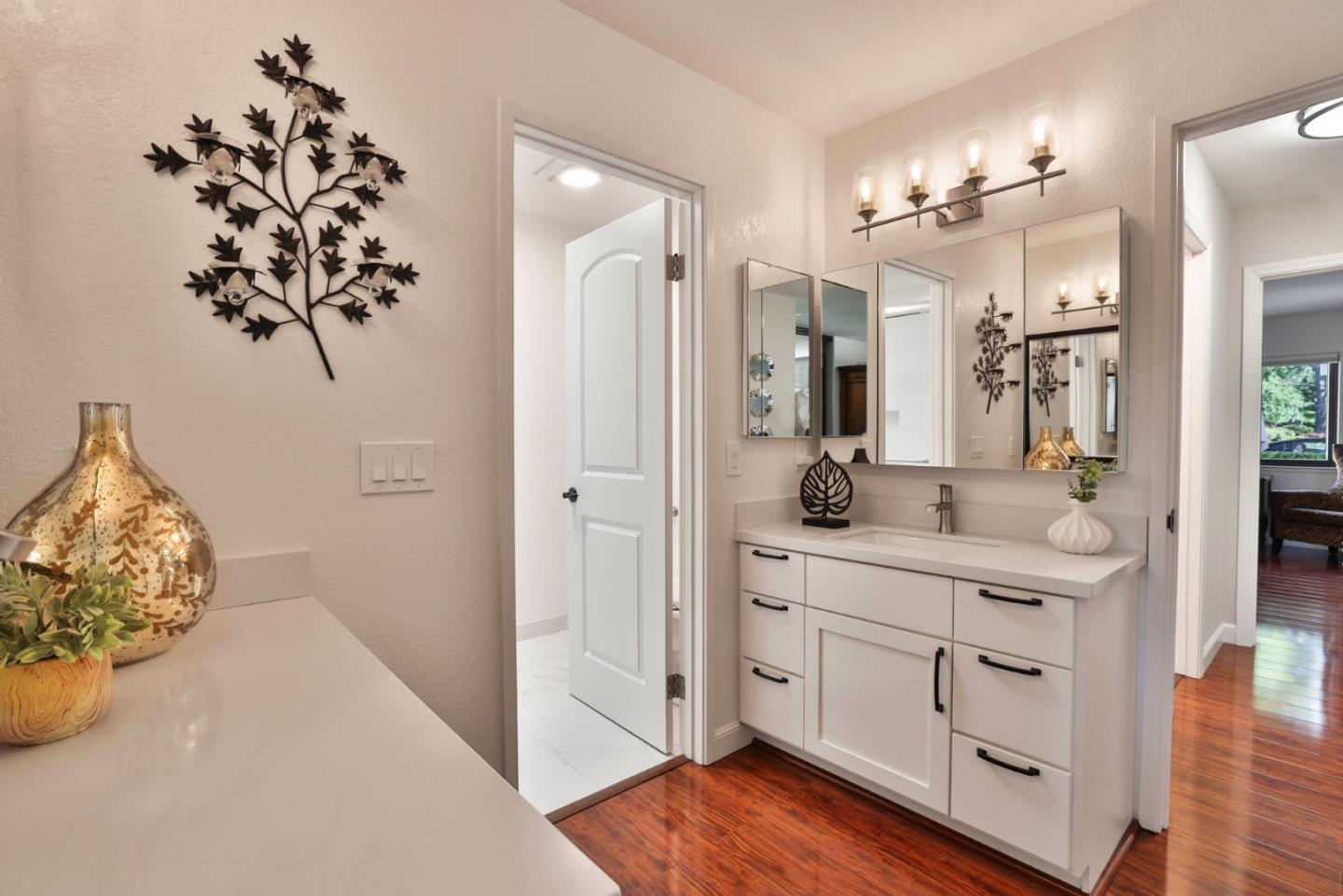Photo #17: ML82049353 Listing: Photo #17